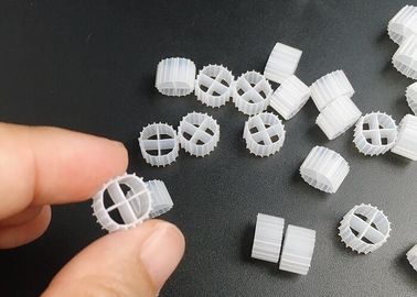 Beli Pengangkut Biofilm Efisiensi Tinggi MBBR Filter Media 11mm X 7mm Ukuran Dan Warna Putih online manufacture