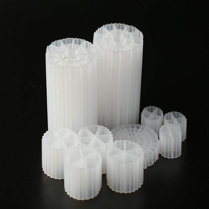 Biopipe MBBR Warna Putih Dan Bahan HDPE K3 Filter Media Ketahanan Kejut Dan Area Permukaan Yang Baik Jika K1 kolam filter