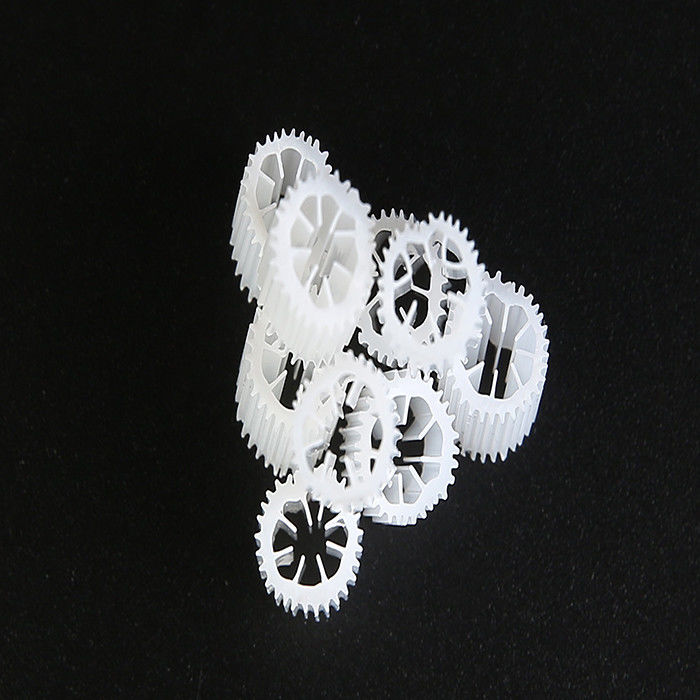 Tujuh lubang Biocell Filter Media HIPS warna putih Material Plastik Sinking Filter Media Untuk kolam renang