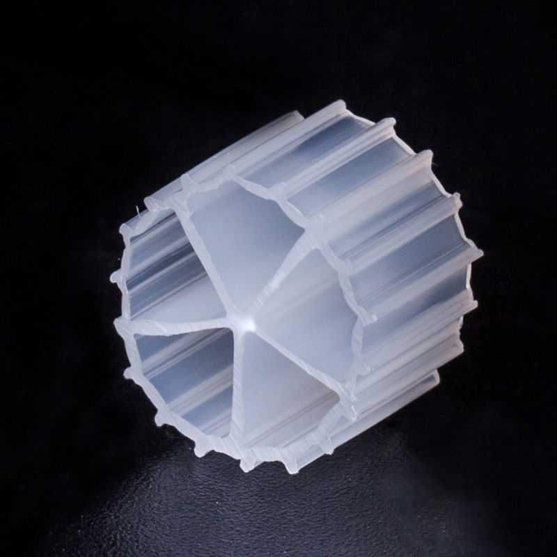 10*7mm MBBR Filter Media Virgin HDPE Material Warna Putih Bio Media Untuk Pengolahan Air