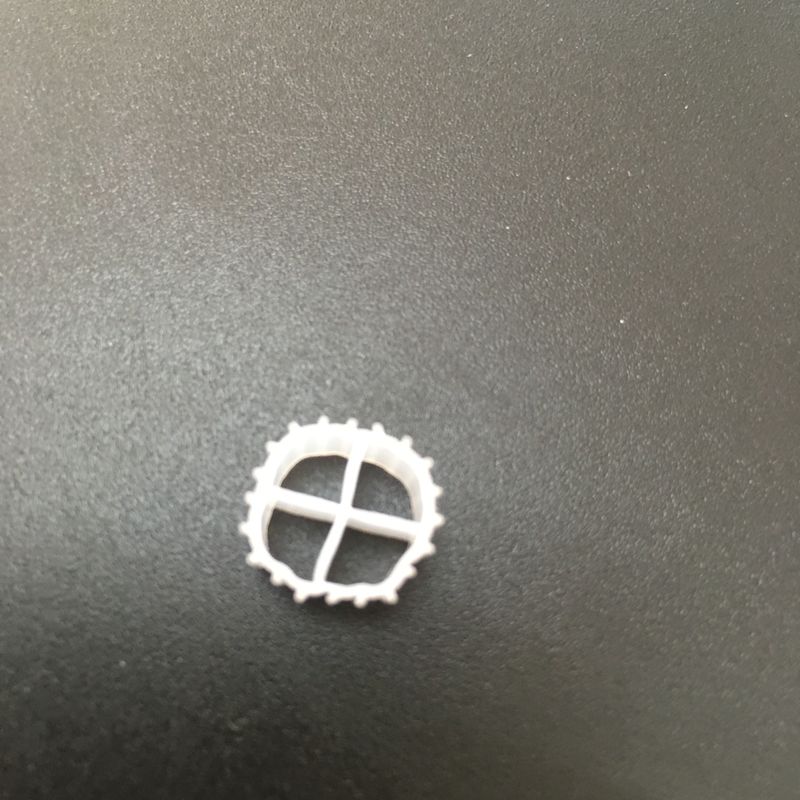 Media Filter MBBR Warna Putih Dengan Bahan HDPE Perawan Dan Umur Panjang Untuk RAS