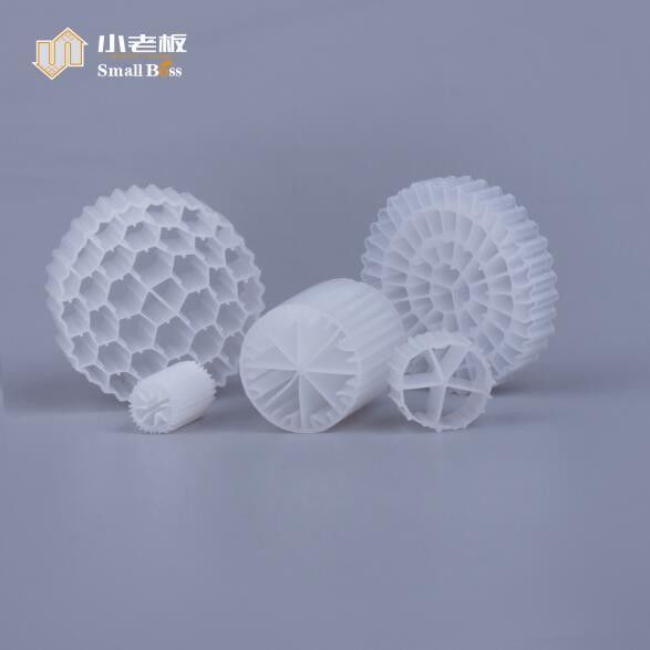 107kg/cbm Mbbr Bio Filter Media Membrane Biofilm Reactor Untuk Media Biologis
