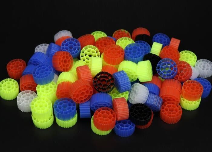 Media Filter MBBR Warna Putih Dan Hitam Dengan Bahan HDPE Perawan Untuk Pengolahan Air Limbah