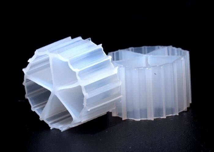 10*7mm MBBR Filter Media Virgin HDPE Material Warna Putih Bio Media Untuk Pengolahan Air