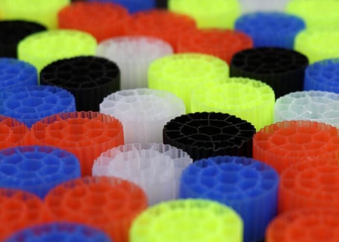 100% bahan HDPE murni MBBR Bio Media 35*18mm Ukuran Sertifikasi FDA