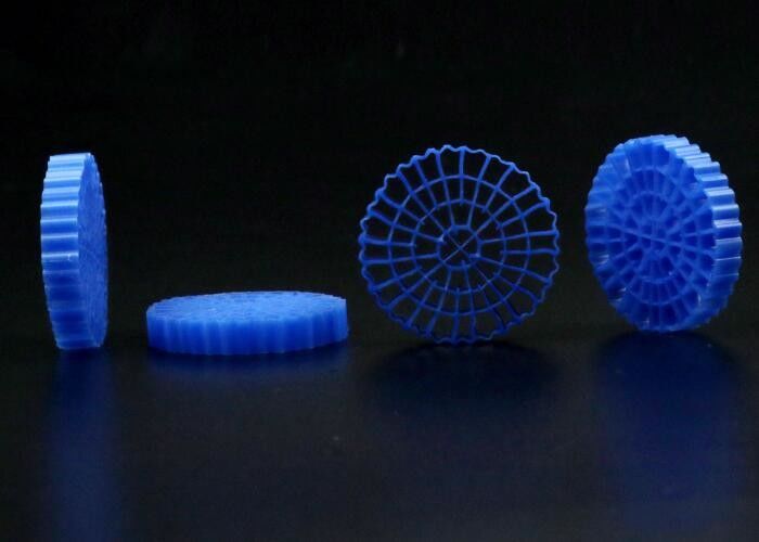 Virgin HDPE Material MBBR Bio Media K5 Warna Putih Dengan Ukuran 25*4mm Untuk Peralatan IFAS