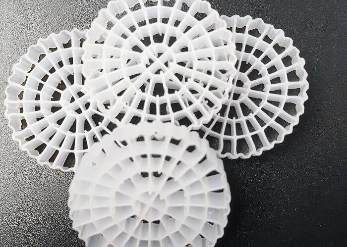 K3 Kaldnes Mbbr Bola Terapung BIO Filter Media Hdpe 25*4mm Warna Putih