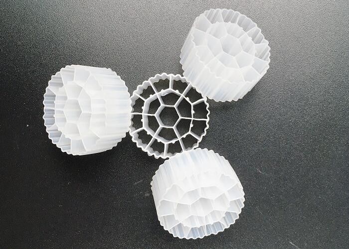 Warna Putih 25*12mm Mbbr Bio Media Ifas Proses Bod Penghapusan Cod