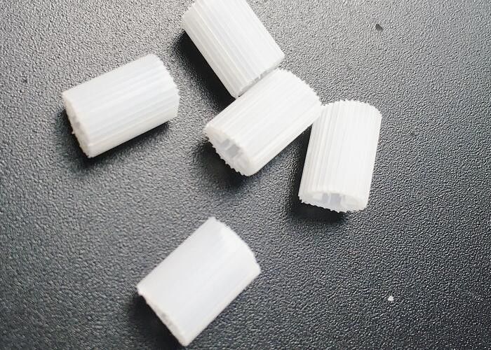 HIPS 5*10MM 3500M2 / M3 BIO Filter Media Mbbr Menara pendingin terapung