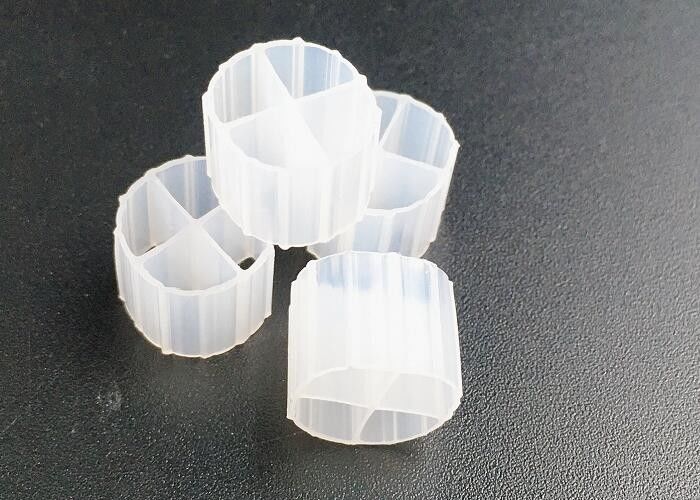 Pengolahan Air Kolam Ikan MBBR Carrier Bio Filter Media Dalam Warna Putih