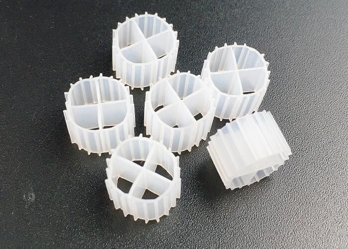 Media Filter Plastik Ramah Lingkungan Untuk Perawatan Limbah Akuarium