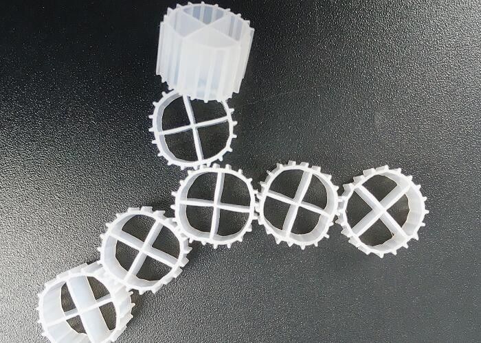 Menghemat Energi MBBR Akuarium Plastik Filter Media Operasi sederhana Pemeliharaan