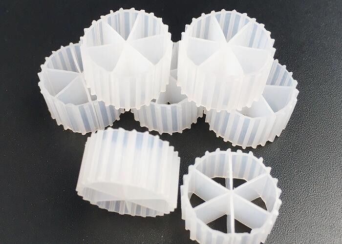 DA Aman Tidak beracun K1 Micro Filter MBBR Bomover Reaktor 100% Polyethylene Virgin