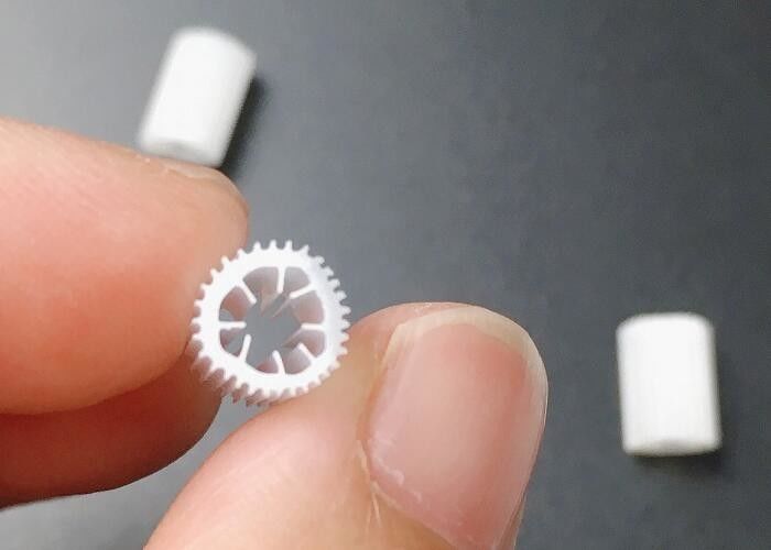 MBBR Bio Media Dengan Virgin HIPS Bahan Ukuran 5 * 10mm Setiap Warna Bio Balls Biocell Berat