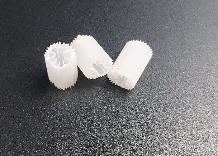 Biocell Filter Media Virgin HIPS Material 5*10mm Ukuran MBBR Biocell Media Biocell Untuk Kolam