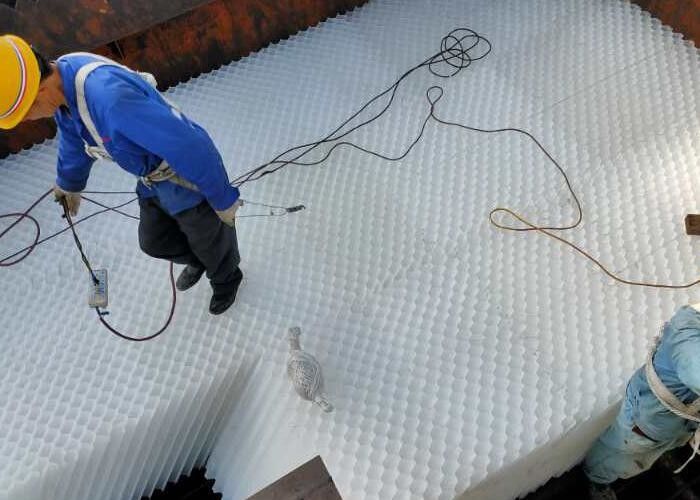 PP PVC Honeycomb Tube Saff Media / Lamella Media Untuk Pengolahan Air Warna Putih