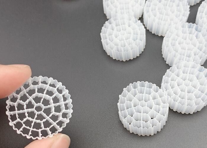 MBBR Bio Ball Wastewater Treatment Media Filter Plastik 25*10MM