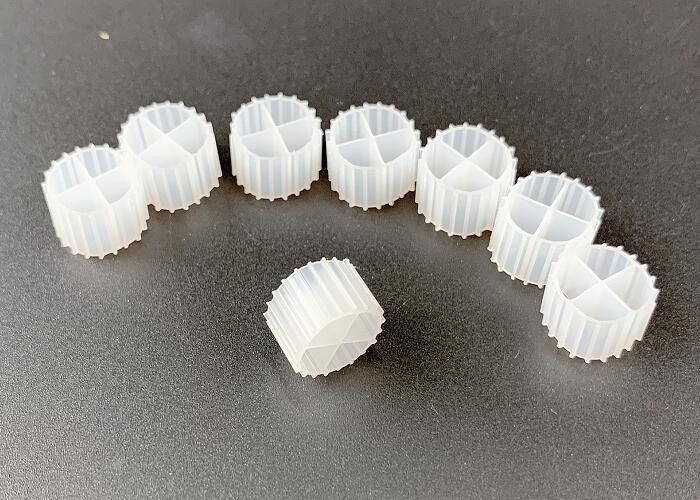 Virgin HDPE White 11MM Bio Filter Media Untuk Denitrifikasi