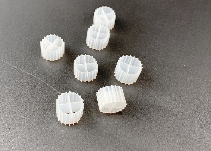 11*7mm MBBR Bio Balls Filter Media Luas permukaan besar