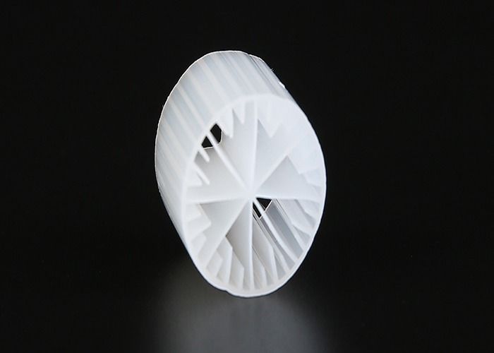 Warna Putih Media Filter MBBR 15*15mm Ukuran Bahan HDPE Untuk Pengolahan Air Limbah
