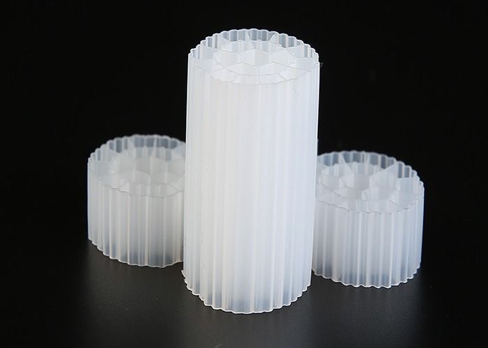 Virgin HDPE Material MBBR Plastic Filter Media Warna Putih Untuk Pengolahan Air Limbah