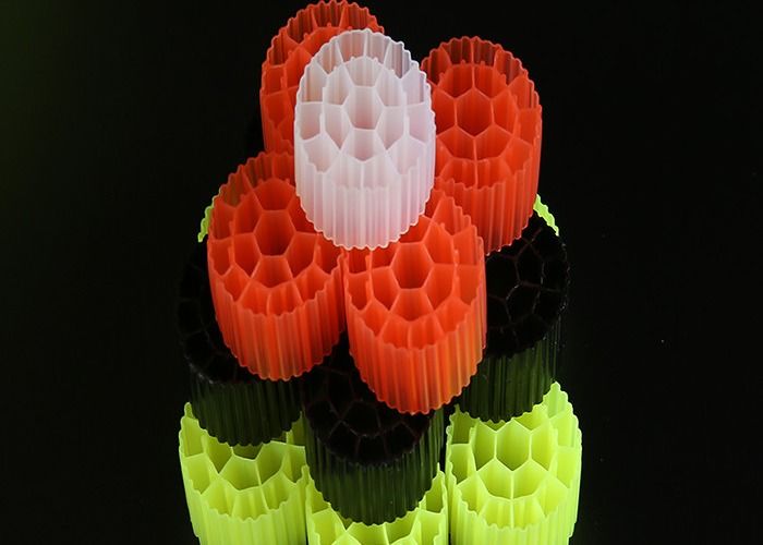 Bio Balls Plastic Filter Media Berwarna Dan Perawan Bahan HDPE MBBR