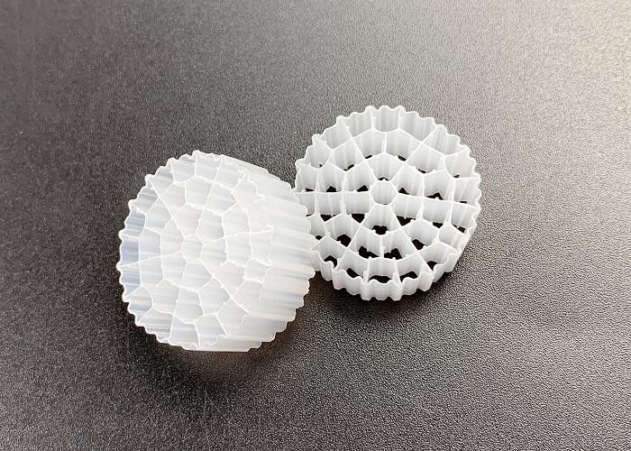 Biotube MBBR Plastik Filter Media 800m2/M3 Permukaan besar