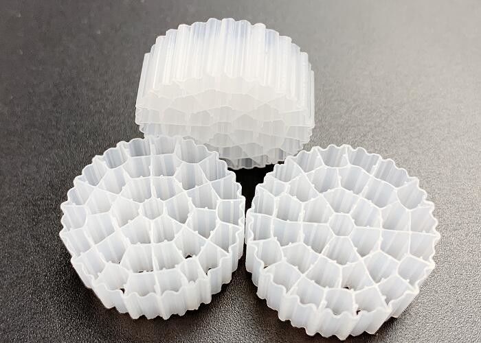 Plastic Bio Media Extrusion Pipe Biotube MBBR Kaldnes Filter Media Warna Apa pun