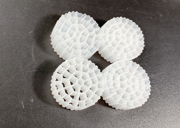 Warna Putih SBR Pengolahan Air Proses MBBR Filter Media ROHS REACH